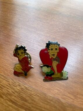 Betty Boop Enamel Pins Retro 80's - Set of 2